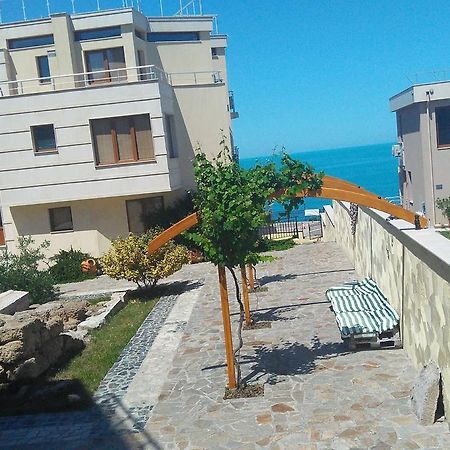 Akshaena Aparthotel Sozopol Exterior photo